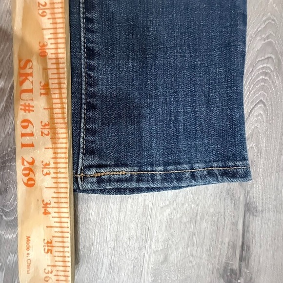 Levi's 311 Shaping Skinny Jeans Womens 30 Blue Stretch Denim 33x33.5 - Picture 6 of 6